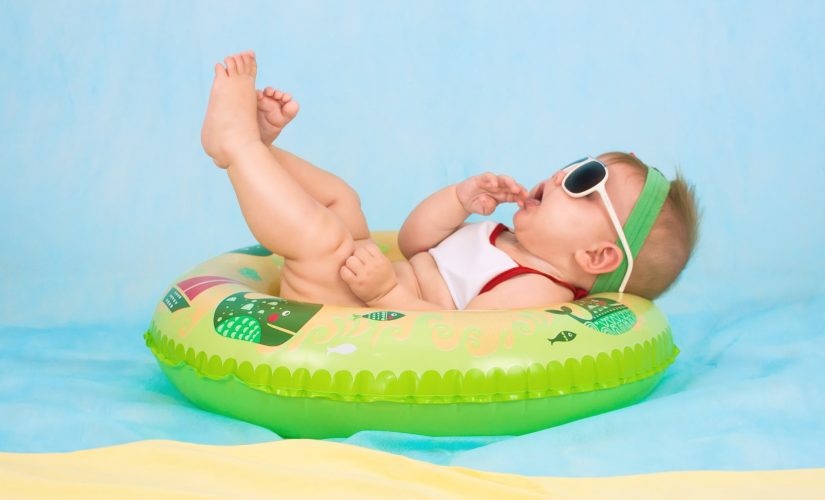 15 Must-Pack Items for Taking a Baby to the Beach